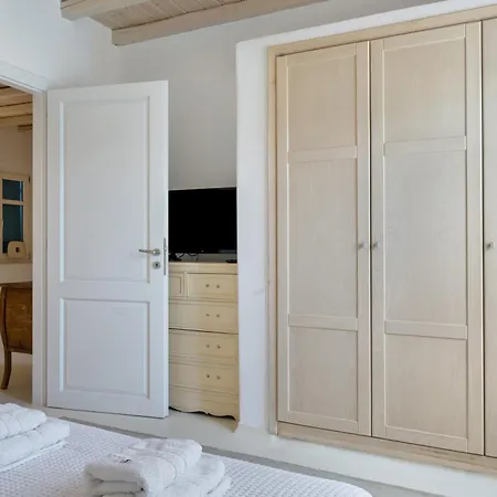 Luxury Sea View Villa Ornos (Mykonos)