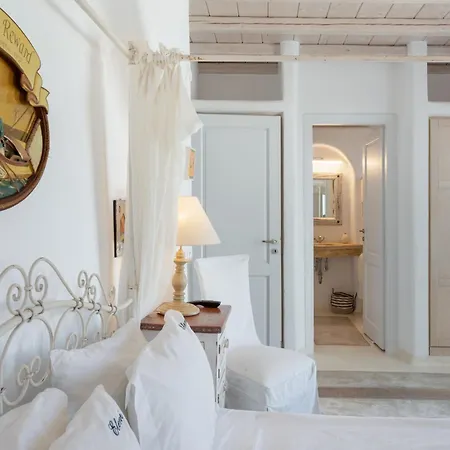 Luxury Sea View Villa *